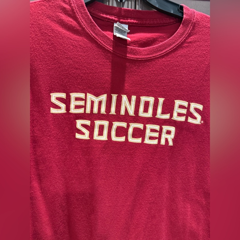 FSU SEMINOLES SOCCER Large Gildan T-Shirt